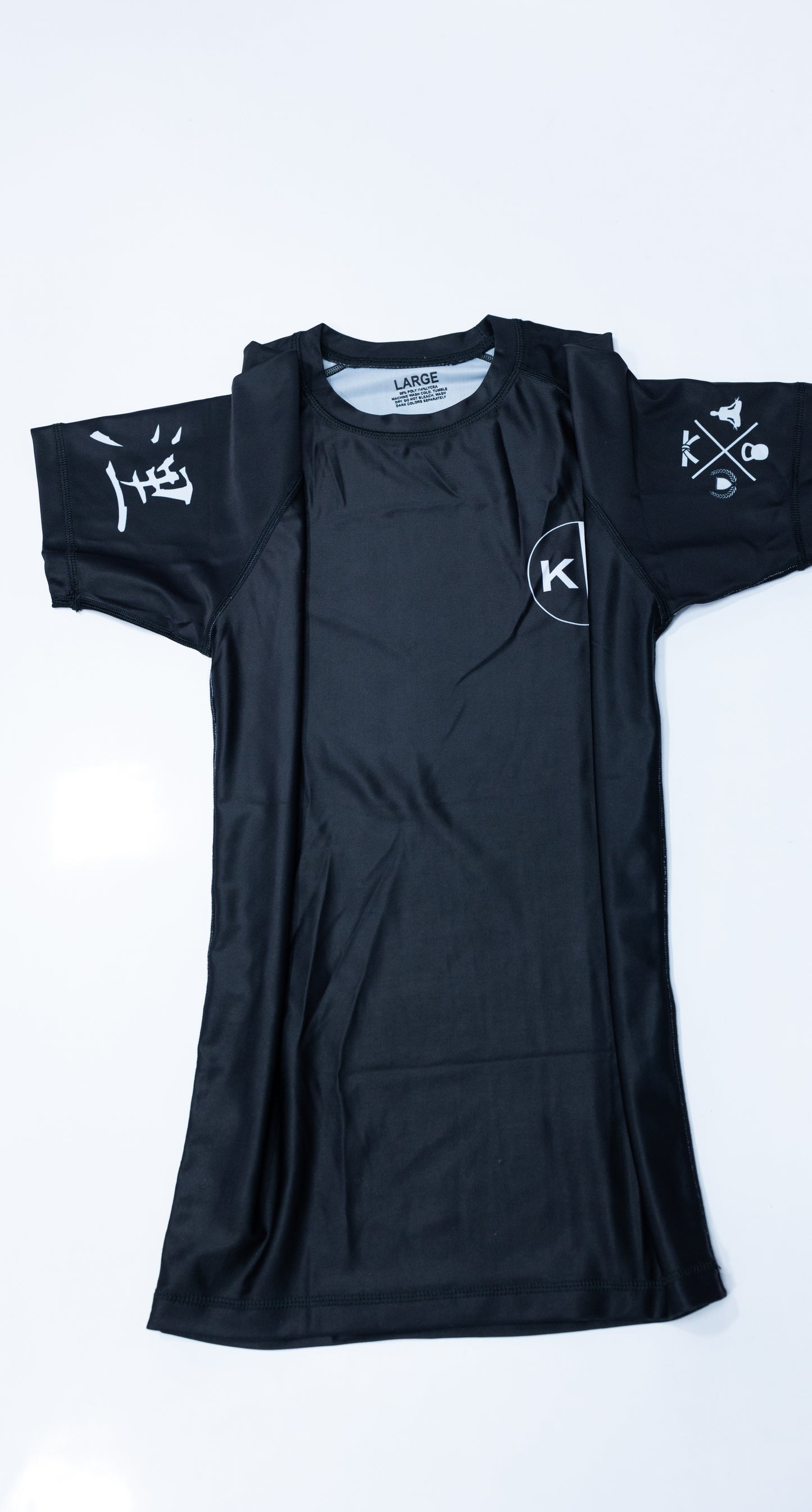 K&C Black Rashguard - Half Sleeves