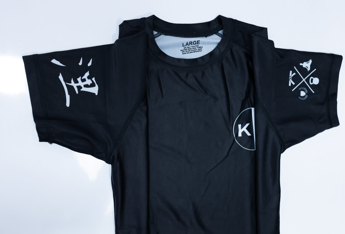 K&C Black Rashguard - Half Sleeves